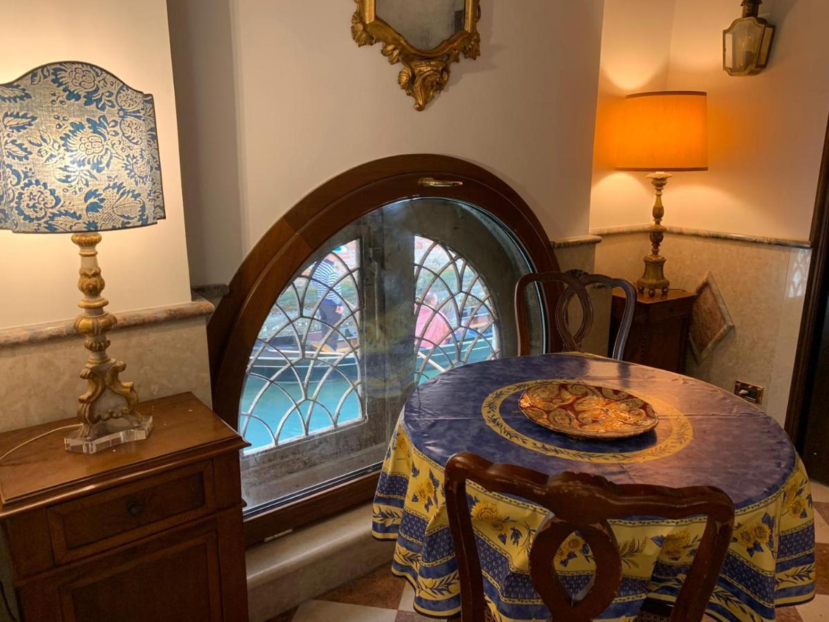 Luxury Apartment In San Marco With Canal View Venice Luaran gambar